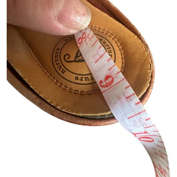 VTG Nurture Brown Leather Kitten Heel Mules Womens SZ 7.5 Y2K Classic Comfort - Picture 8 of 11